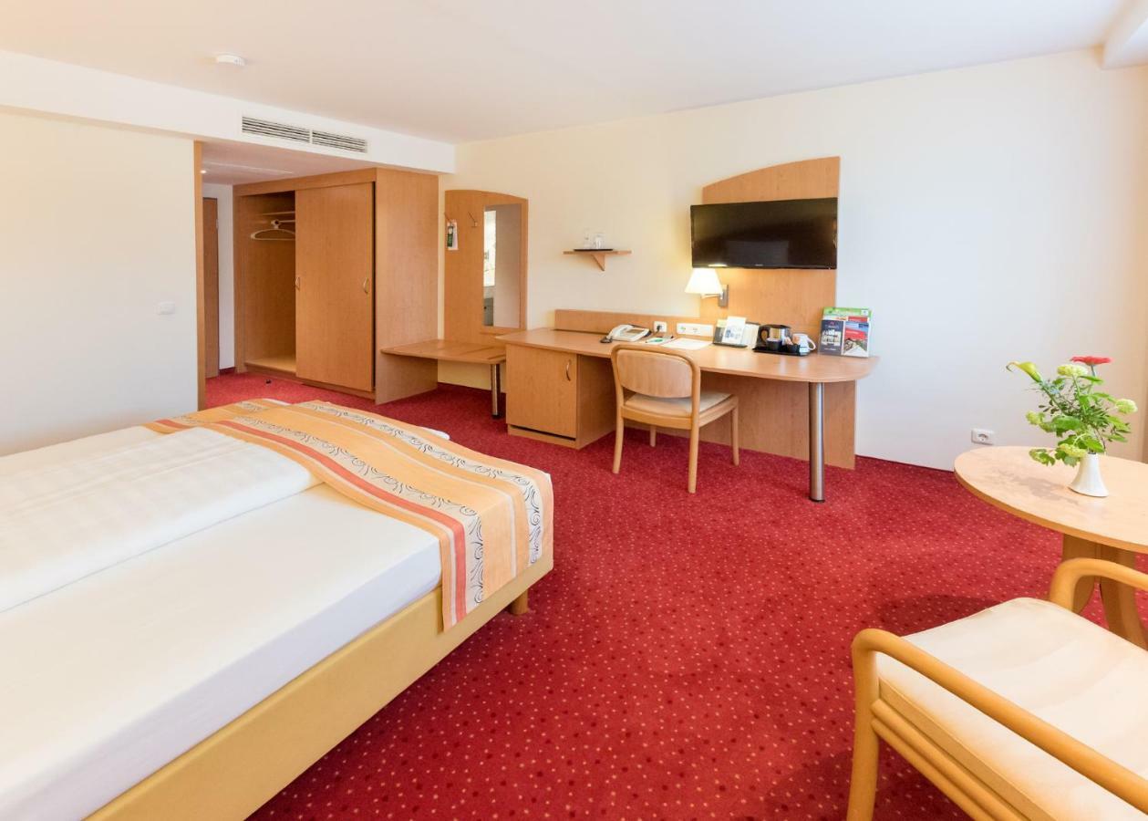 Hotel Alarun Unterschleißheim Zewnętrze zdjęcie